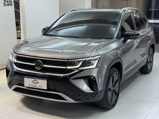 VOLKSWAGEN TAOS 1.4 250 TSI TOTAL FLEX HIGHLINE AUTOMÁTICO